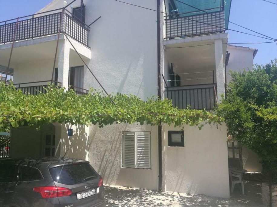 Apartments Iva I Marko Marina Bagian luar foto